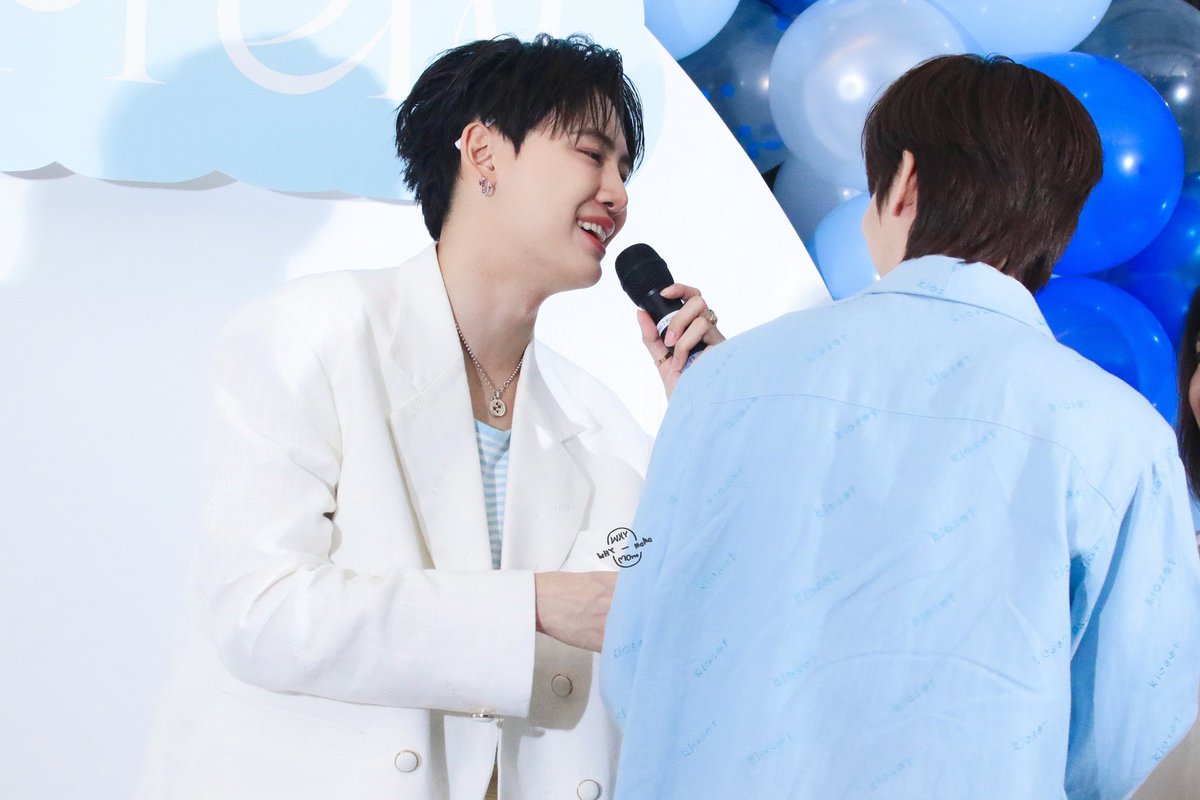 bounprem_news's tweet photo. me too bb, me too 😉
DrDerma x BounPrem
#BounPrem #bb0un #prem_spacd
#JourneyToTheSkyWithBounPremByDrDerma https://t.co/UNxuH0tkM9