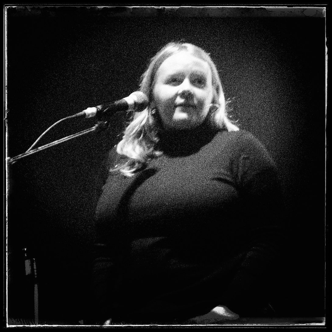 Mary🎸❤️🎞 tweet media