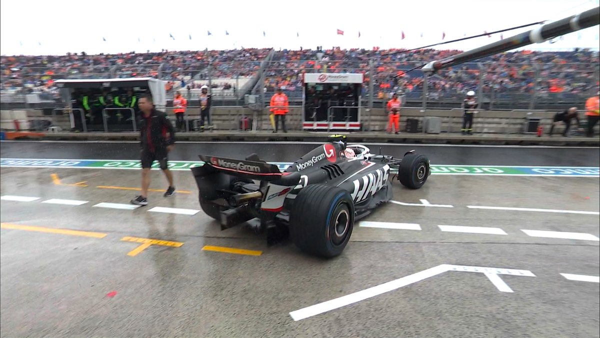 Hülkenberg saliendo del pitlane. Fuente: Twitter Fórmula 1