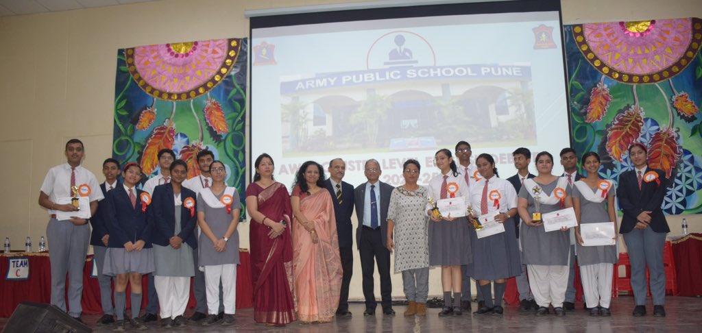 IaSouthern's tweet image. A Stellar Victory !

Army Public School, Pune triumphs at the #AWES Cluster Level English Debate Competition hosted by Army Public School #Pune !  This glorious win reflects the team&apos;s unmatched preparedness, intellectual acumen and rigorous training. A standing ovation for the…