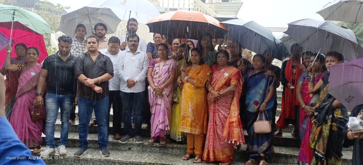 BjpMMorcha's tweet photo. भारतीय जनता पार्टी कल्याण पूर्ण 
दिनांक 24/08/2024 रोजी
    
जाणीव जागरण मुख शांत ठिय्या आंदोलन
आज ड प्रभाग इथे करण्यात आलेला आहे .
सुलभा गायकवाड नाना सूर्यवंशी रेखाताई चौधरी सविता देशमुख उपस्थित होते https://t.co/034CYuqRCh