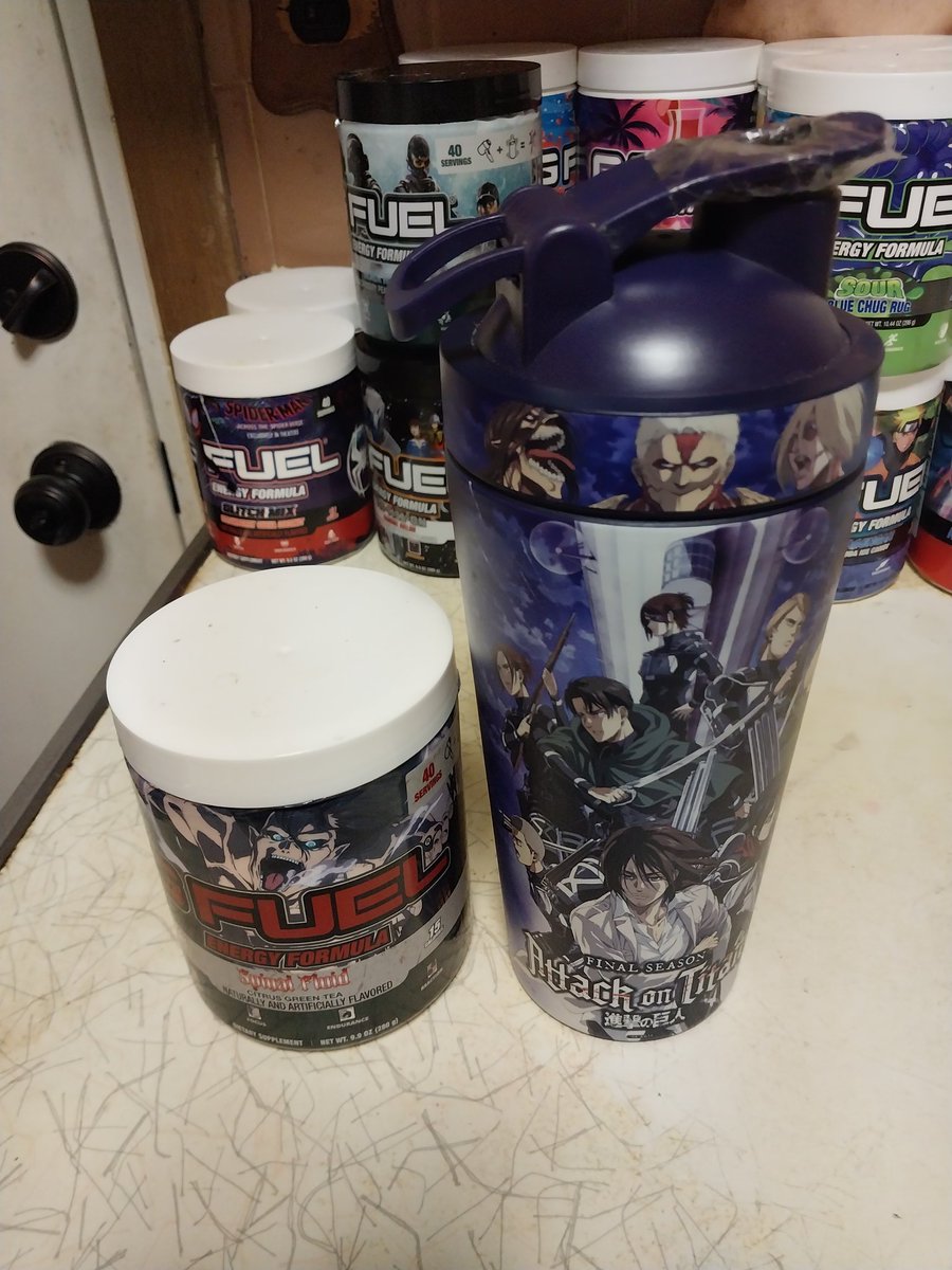 WaywardToadSage's tweet photo. I didn't sleep much last night. Today is gonna be a beast. So, it's only fair to break out some #SpinalFluid @GFuelEnergy. #AttackOnTitan #GFUEL https://t.co/2hMXBqQnu0