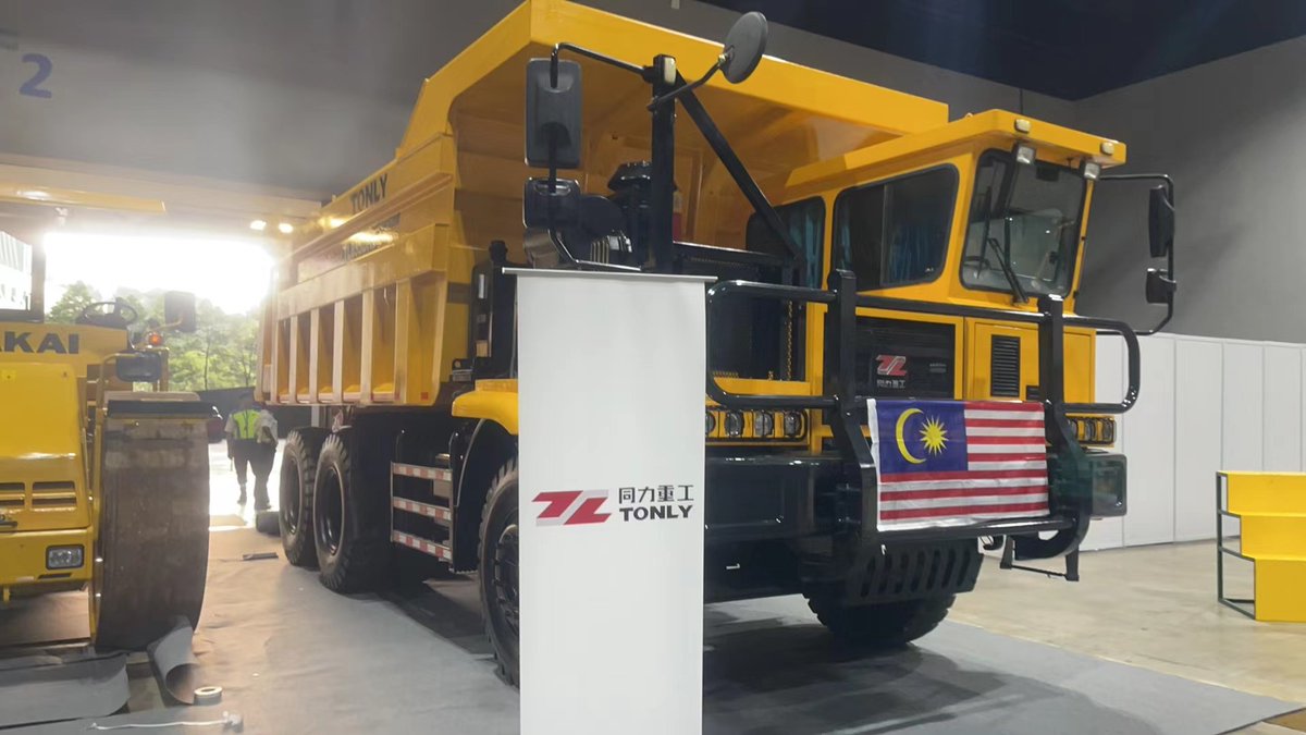 TONLY Heavy tweet media