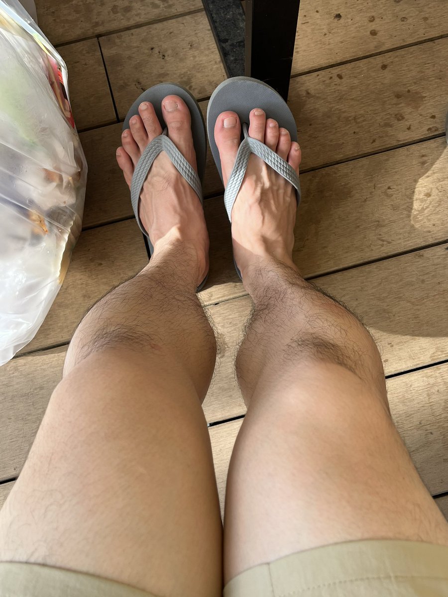 ChiuWeichih's tweet photo. ビーチサン🏖️ https://t.co/6ffvOtjQXb