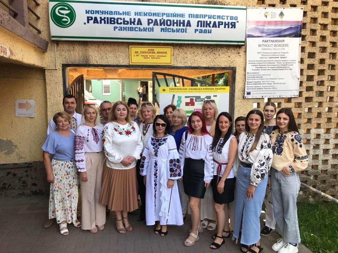 З Днем відновленньє Незалежності України!

Дьєкуємо поколінням українців-дисидентів, котрі помогли вібороти її 33 роки тому!

Дьєкуємо Силам Оборони України за її збереженньє і боротьбу!

Дьєкуємо всім, котрі лишают'си в Україні і розбудовуют нашу державність!

Йо,
Ваша лікарньє