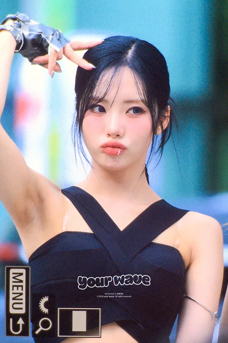 your_wave_'s tweet photo. 240824

😗😏

#프로미스나인 #박지원 
#fromis_9 #JIWON https://t.co/FS5lUz6VPj