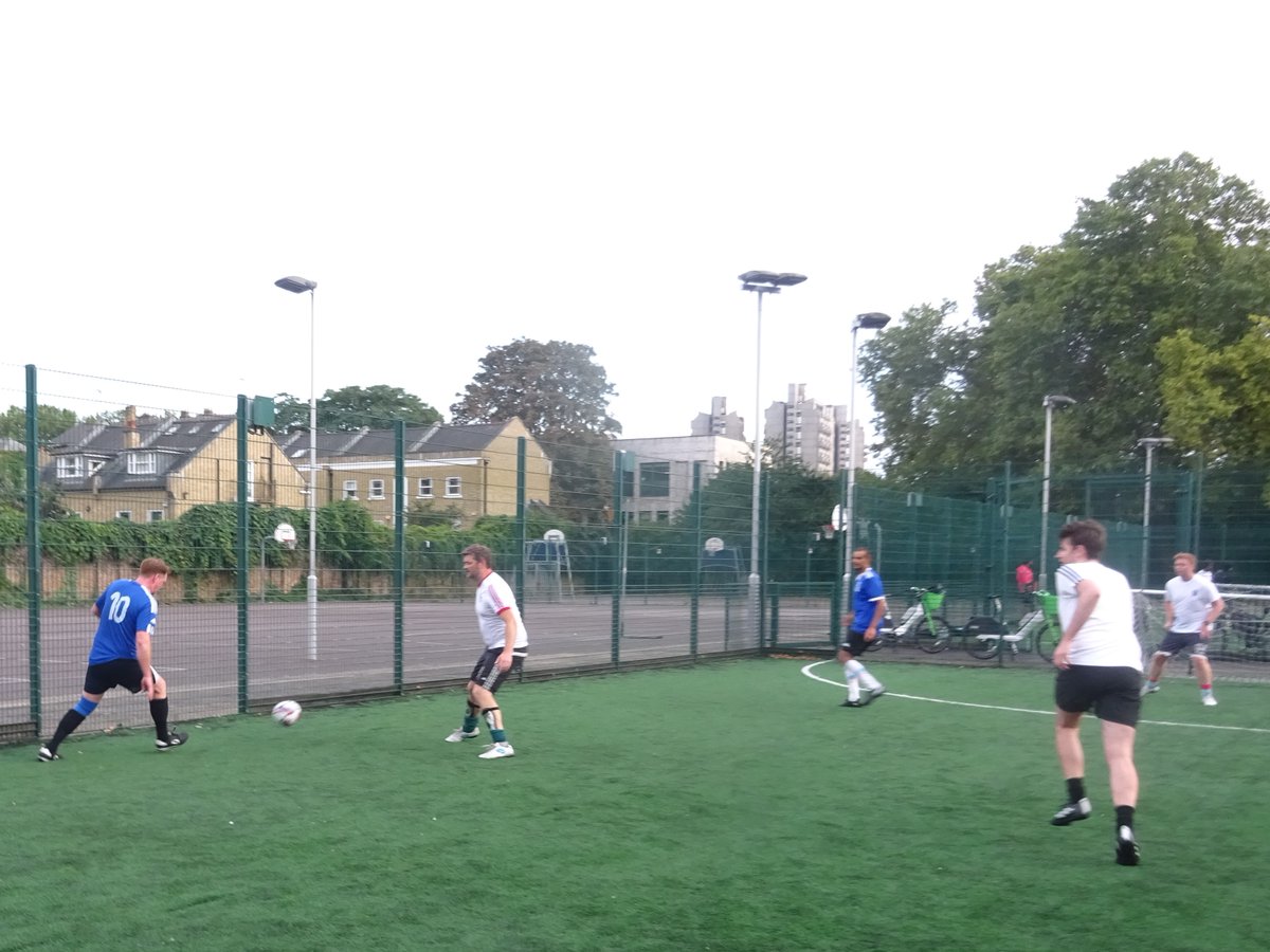 Dickie Dogs FC tweet media