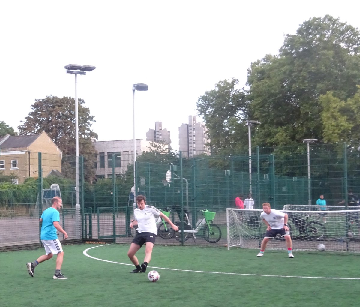 Dickie Dogs FC tweet media