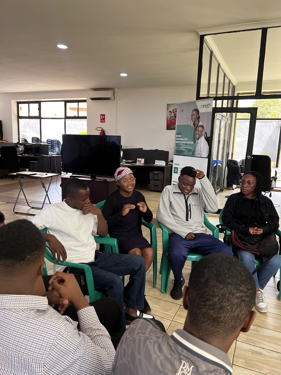 HelloWorldMW's tweet photo. A discussion on Developer Health curated by @Chingie4 https://t.co/9rh8sidQIw