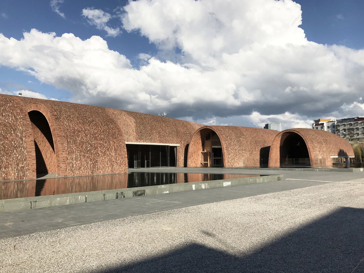 w_emerg's tweet photo. What does it mean to build a museum that not only preserves history but also blends seamlessly into it?
The Imperial Kiln Museum in Jingdezhen, located near the ancient kiln ruins, is a testament to this challenge.
#ArchitecturalHeritage #JingdezhenMuseum #PorcelainCapital https://t.co/ZfuwTtqkXC