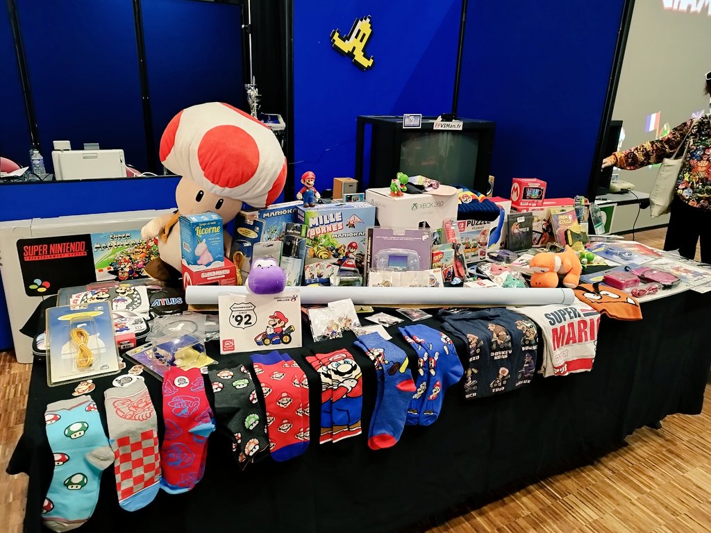 SMKChamps's tweet photo. Closing Ceremony of this Super Mario Kart SNES PAL Championships 2024 will start soon #SMKC24
Look at that prize table tho 👀 

(yes everyone gets something, picking order is according to the overall leaderboard) https://t.co/aWEcrB48cg