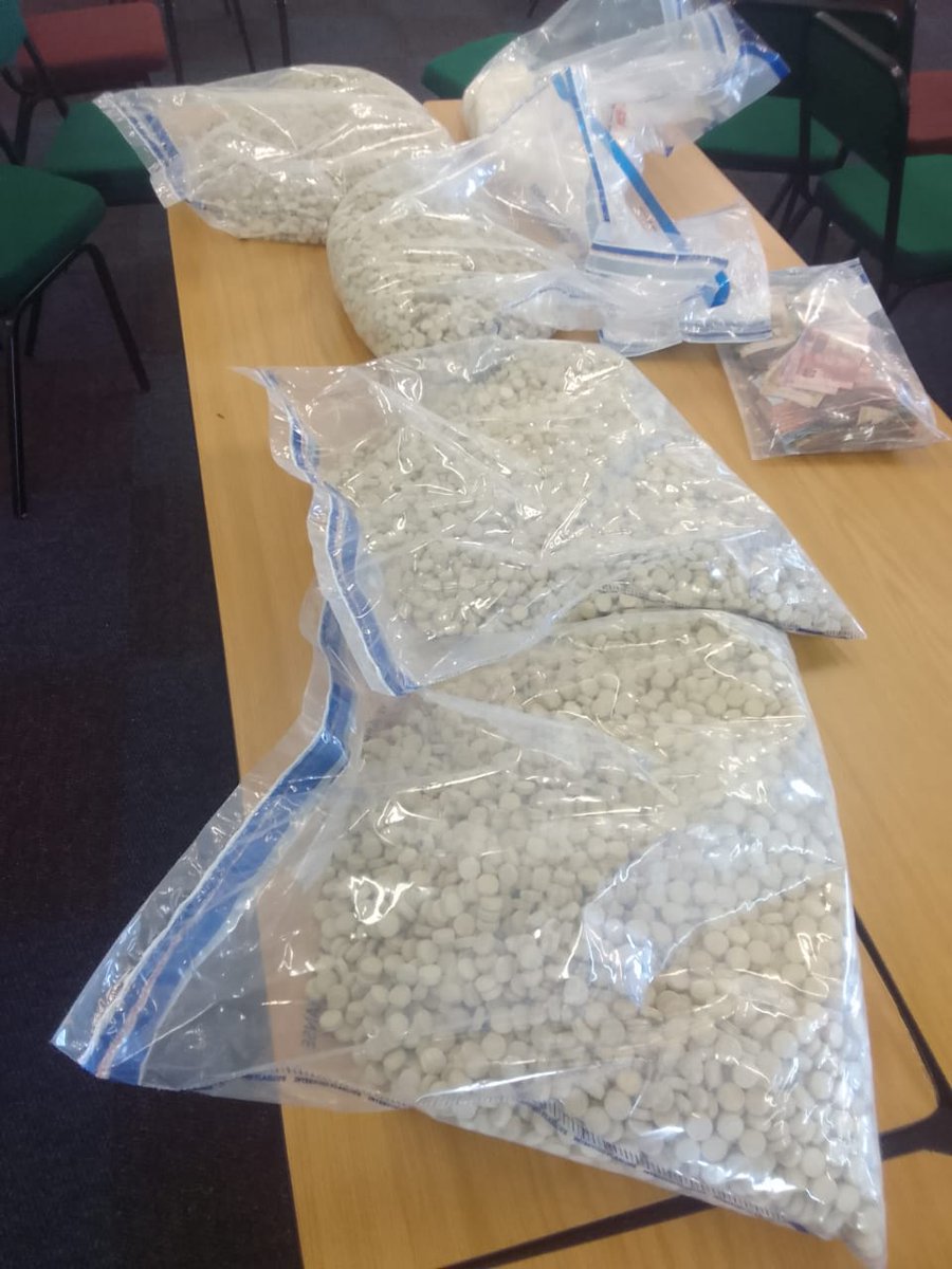 Patriot_S_A's tweet photo. BREAKING NEWS: Ten Nigerians were apprehended in Pretoria West this morning with drugs valued at R500,000. #Abahambe https://t.co/NG0YMkRnUQ