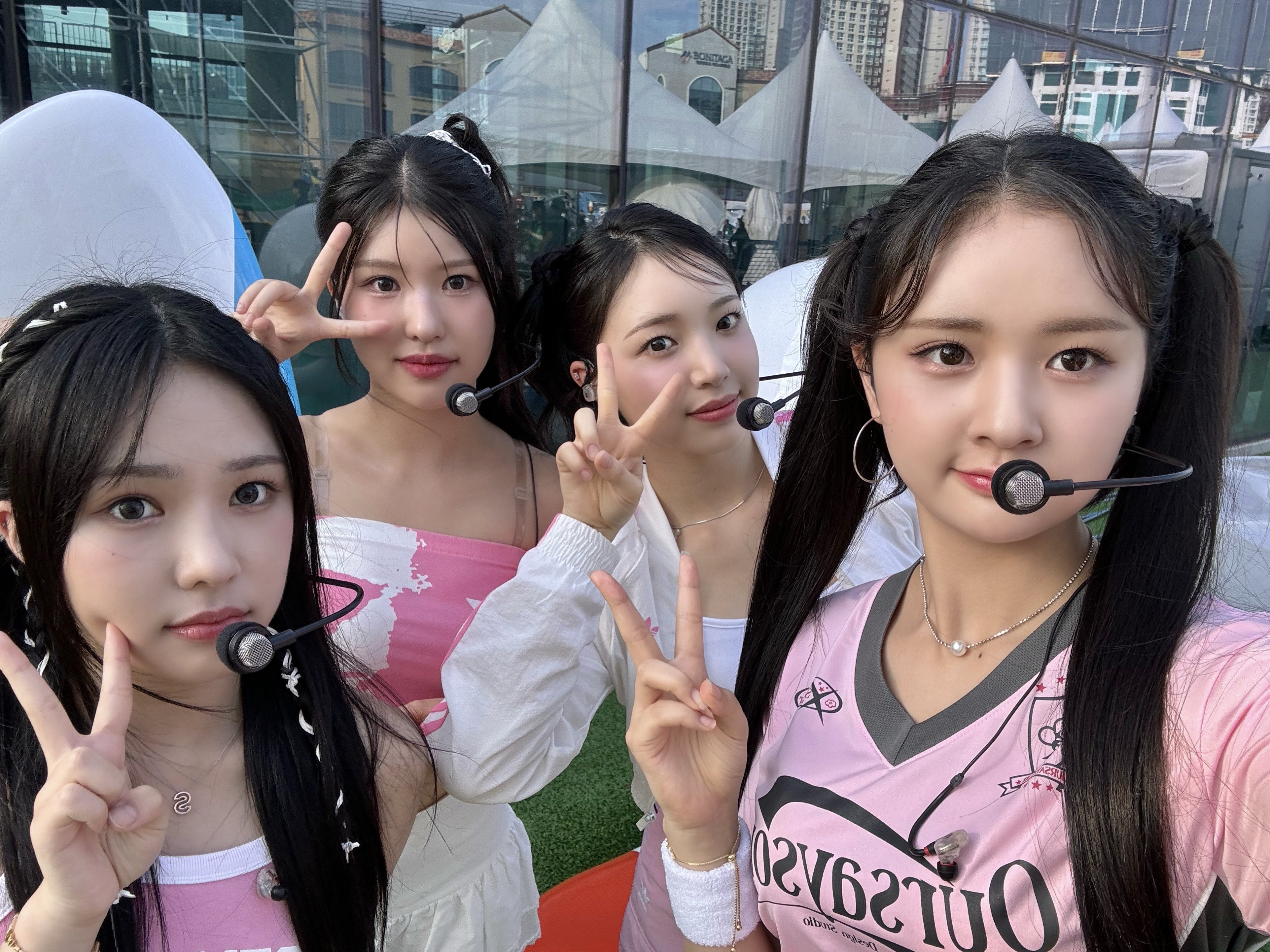 GVvV0KCa8AEET-h?format=jpg&name=4096x4096