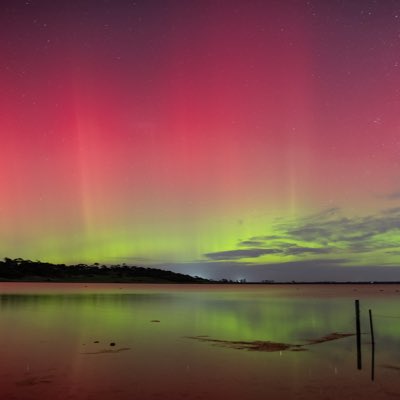 aurorausau's tweet photo. #NewProfilePic #auroraaustralis #Spaceweather #southernhemisphere #solaratorm #solar https://t.co/3lYthUrbup