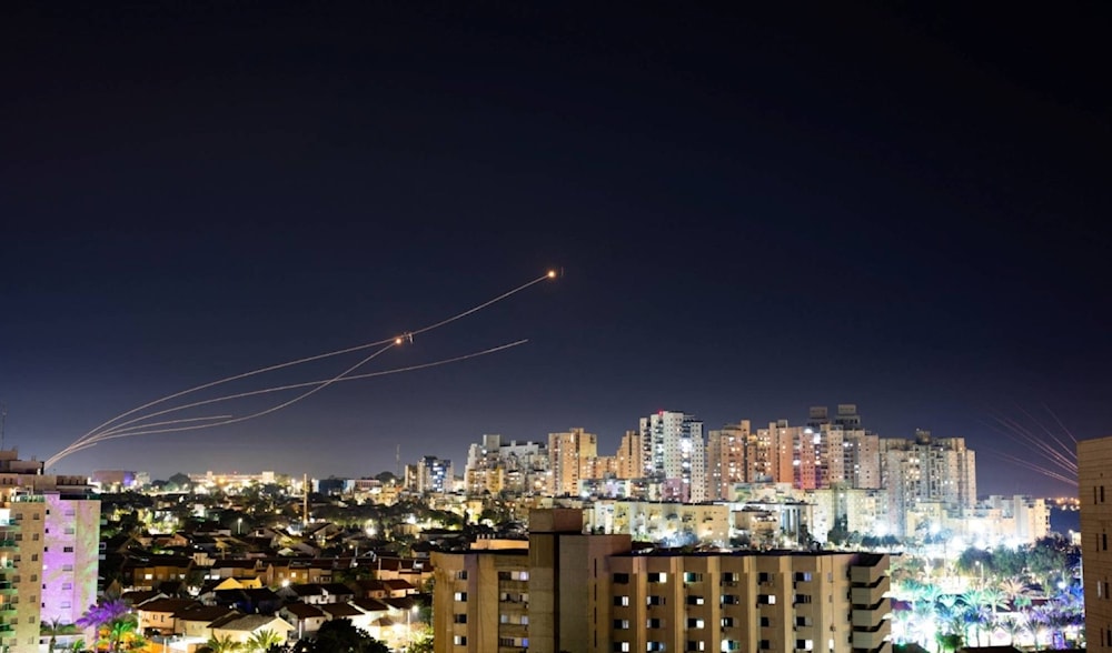 almayadeen_es's tweet image. Explosiones sobre Haifa activan Cúpula de Hierro de "Israel" es.mdn.tv/7zQC

#PalestinaOcupada #DefensaIsraeli #explosiones