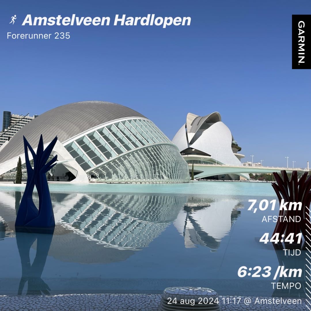 And again 🏃🏾‍♀️ ⁦<a href="/loopmaatjes/">Loopmaatjes</a>⁩ #loverunning #getfit #improvemindset #longwaytogo #familylove #dontgiveup ⁦<a href="/hardloopvriend/">Hardloopvriend</a>⁩ Enjoy the weekend ☀️ #throwback #valencia