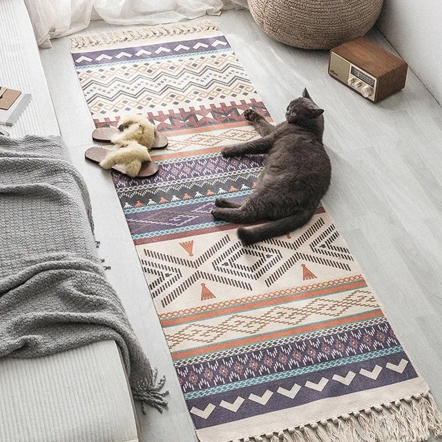 6_size's tweet image. A reminder that we sell area woven rugs
For your bedside, living room and corridors
The ones below are 2×5ft (60*150cm)
1800ksh
My WhatsApp no. Is 0732335091