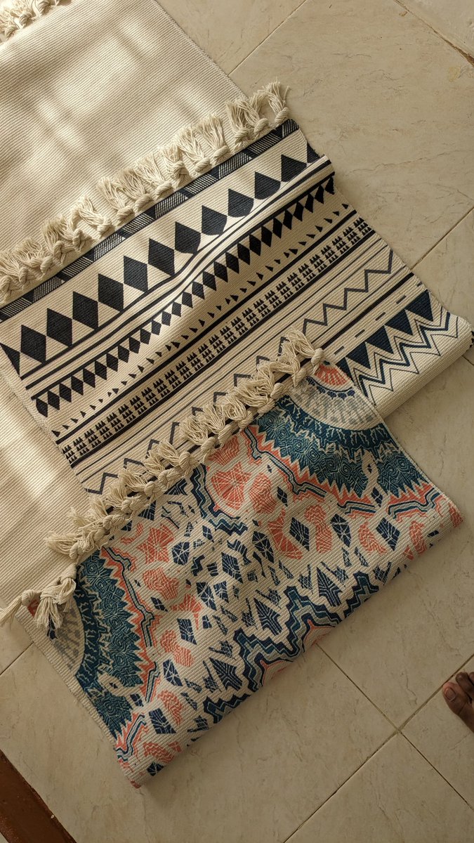 6_size's tweet image. A reminder that we sell area woven rugs
For your bedside, living room and corridors
The ones below are 2×5ft (60*150cm)
1800ksh
My WhatsApp no. Is 0732335091