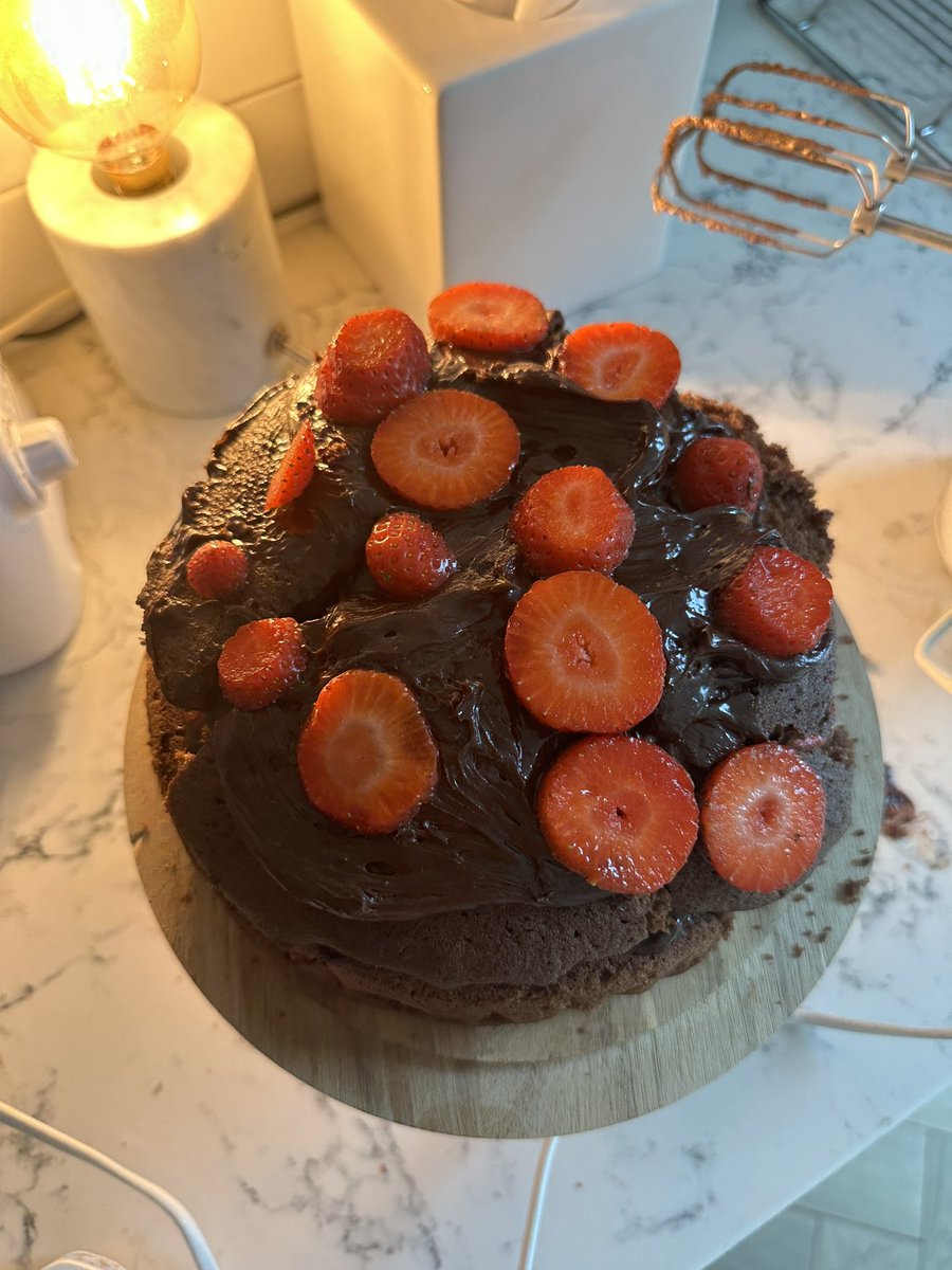 Tracy-Ann Oberman MBE tweet media