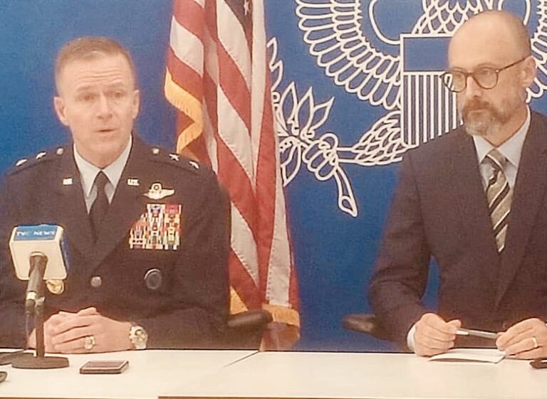 voiceofnigeria's tweet image. Maj.-Gen. Kenneth Ekman of the U.S. Africa Command (AFRICOM) has reiterated the U.S. government's commitment to enhancing bilateral security cooperation with ECOWAS. 
#USNigeriaRelations #ECOWAS #SecurityCooperation #AFRICOM