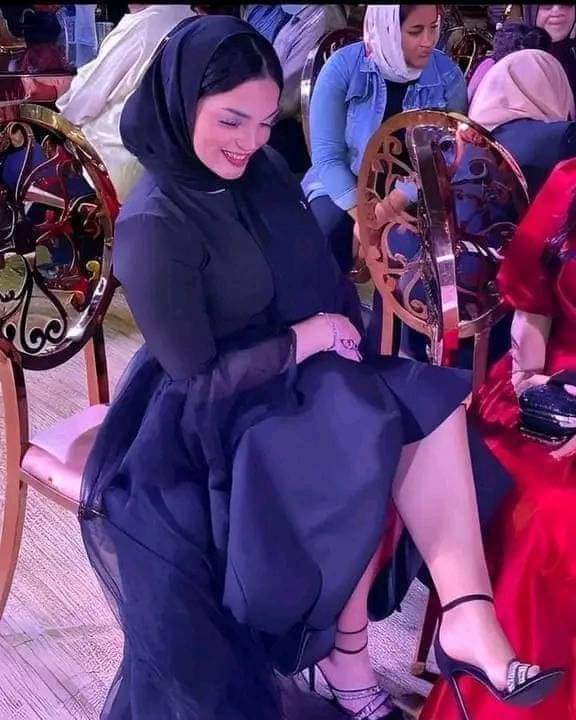 Nothing56409071's tweet photo. تقريبا انا عندي اغرب فيتيش في الكون لما بشوف رجلين واحدة حلوة مش بهيج عليها عايز انيكها و لا فوت فيتيش اني اعيش الحس رجليها انا ببقي عايز احكه في رجليها زي الكلب الهايج 😶😶 https://t.co/phj0s2KK2L