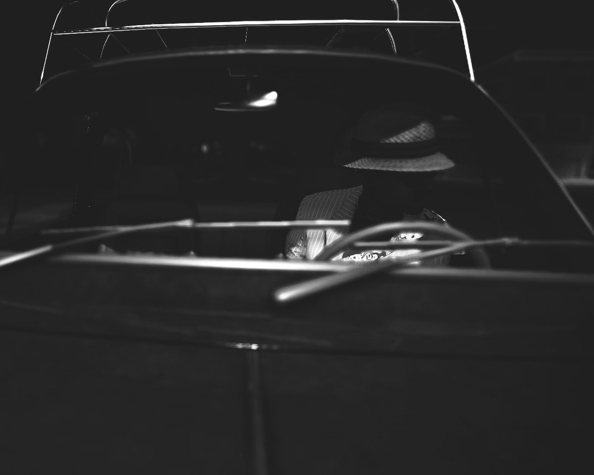 pariszelfora's tweet photo. #watchdogs2 #ubisoft #moody #color #b&amp;w https://t.co/kHPbNvTjoS