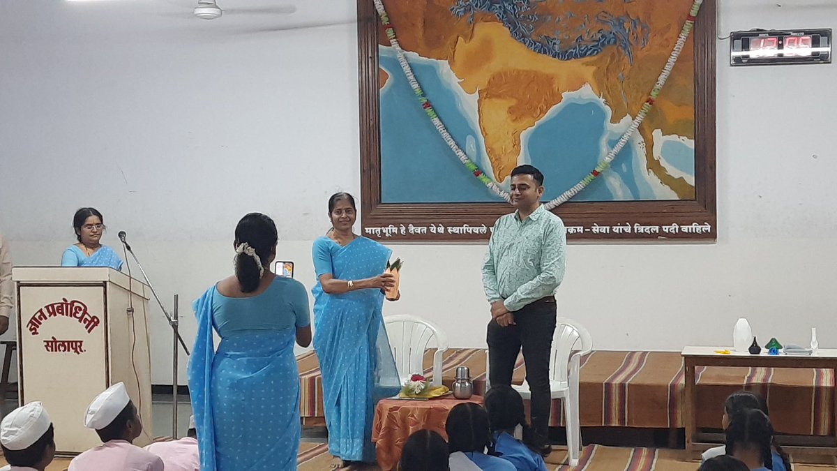 creativeniraj's tweet photo. Had an amazing time sharing with students at my childhood school about the power of interior design. It's incredible how design can transform spaces and improve lives. The future is bright with such curious minds! 🌟  #DesignMatters #InspireTheNextGeneration #NMDInteriors https://t.co/oDZ5fqEbcA
