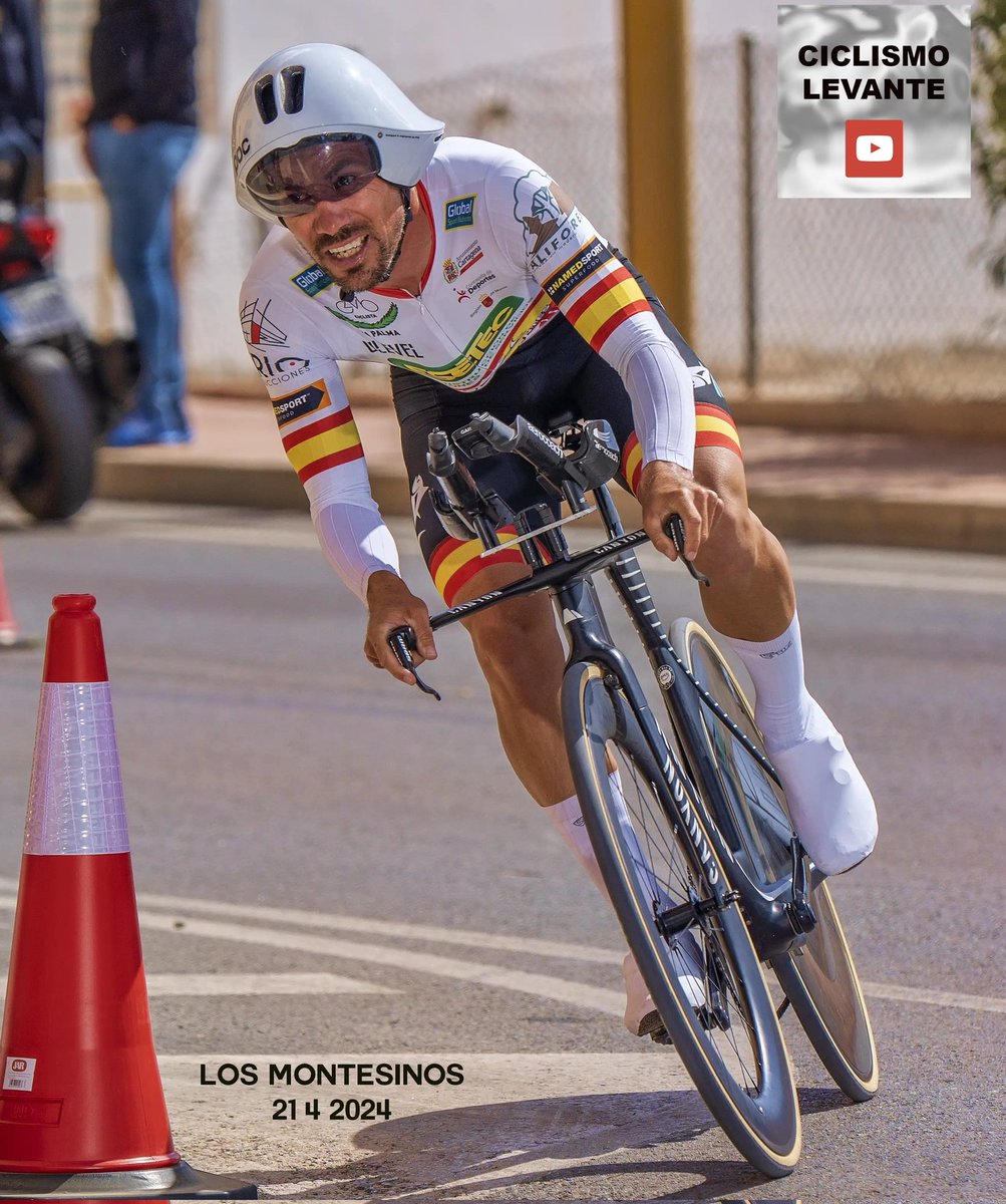 CCLaPalmaCT's tweet photo. 🏁 Tres nuevas carreras en este frenético mes de agosto:
🔜⛰️ Sábado, #GPRipoll con final en Vallter 2000:
@victorrcastear, G. Ledesma y G. Llop.
⏱️🚀 Domingo, #CampCVCRI en Orihuela:
@EloyTeruel 🇪🇦 y cuatro #Juniores 👶🏻
🔄🤪 Lunes, #CriteriumJuneda:
@victorrcastear y G. Llop. https://t.co/xwDAkKTlI3