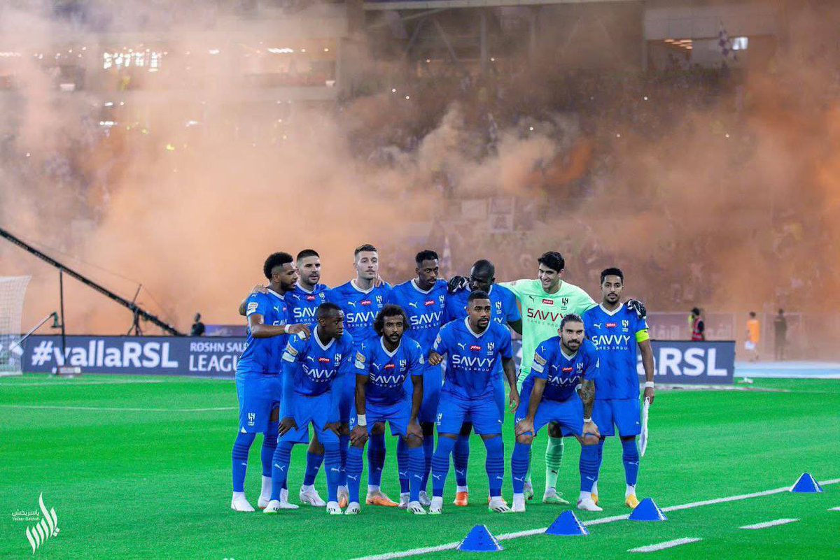 M3jed_aljohani1's tweet image. توقع نتيجة #الهلال ضد الاخدود  
في حال فوز الهلال 
صاحب التوقع الصحيح راح يحصل على مبلغ مالي 💸💸🎁🎁
الشروط
• متابعة الحساب
• رتويت للتغريدة
• التوقع رقميًا مع مسجلي الاهداف 
• وبالتوفيق للجميع 💙

#الهلال_الاخدود 
#الهلال_اعظم_انديه_العالم