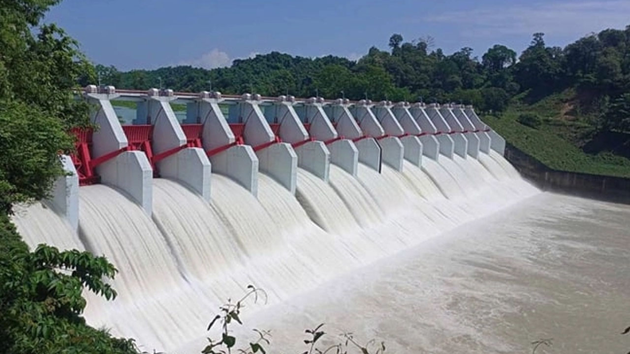 আজ রাত ১০টায় খুলে দেওয়া হবে কাপ্তাই বাঁধের ১৬ জলকপাট