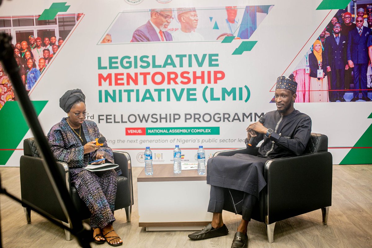 IbrahimBelloMo's tweet photo. Yesterday at the 3rd Legislative Mentorship Initiative (LMI) 2024 Mentor Exchange (MentX) session discussing societal transformation with the new generation of leaders at the National Assembly Library Trust Fund. https://t.co/faVzAhZrYu