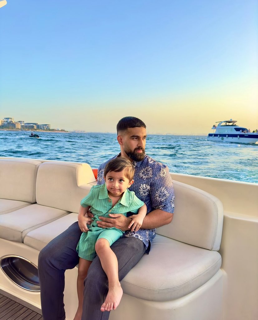 DollyPoonambsb's tweet photo. Trader's Yacht Day without the cigars but the kids instead.
#dubai #yacht #husband #dadlife #designer #richdad #luxury #richkids #luxurylifestyle #dubaicars #dubaishopping #toddler #dubai= #dubailifestyle #millionaire #billionaire https://t.co/FfyNsZNfKb