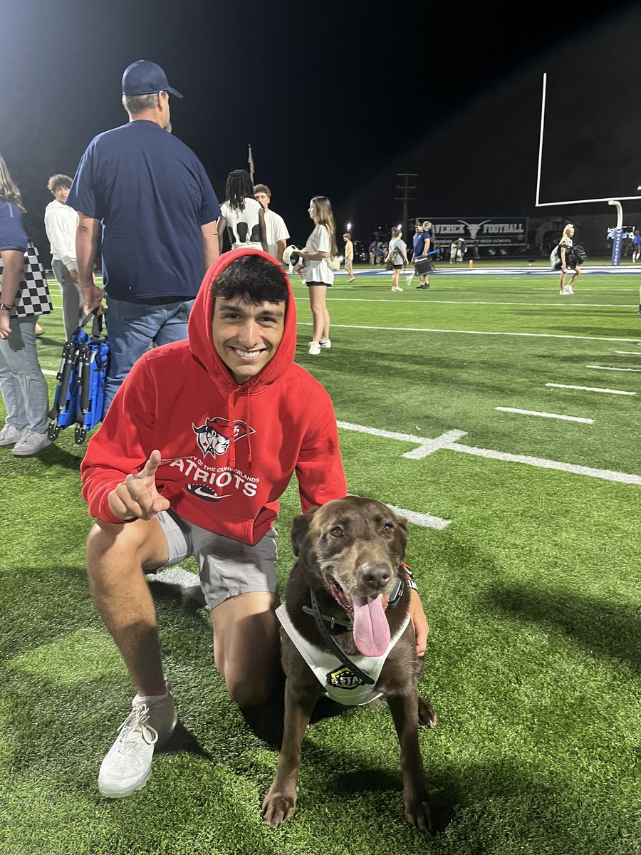 JoshValero_'s tweet photo. Glad to be able to make it back to AC to see them smoke Powell! Glad Jackson is reppin the number 20 and reese still holding them perfectly!! Also can’t forget the best dog in the state @EllaMAVS ! Excited to see what these 2 guys can do this szn! @MaverickAD1 @ACMav4Life https://t.co/kX562WfPrW