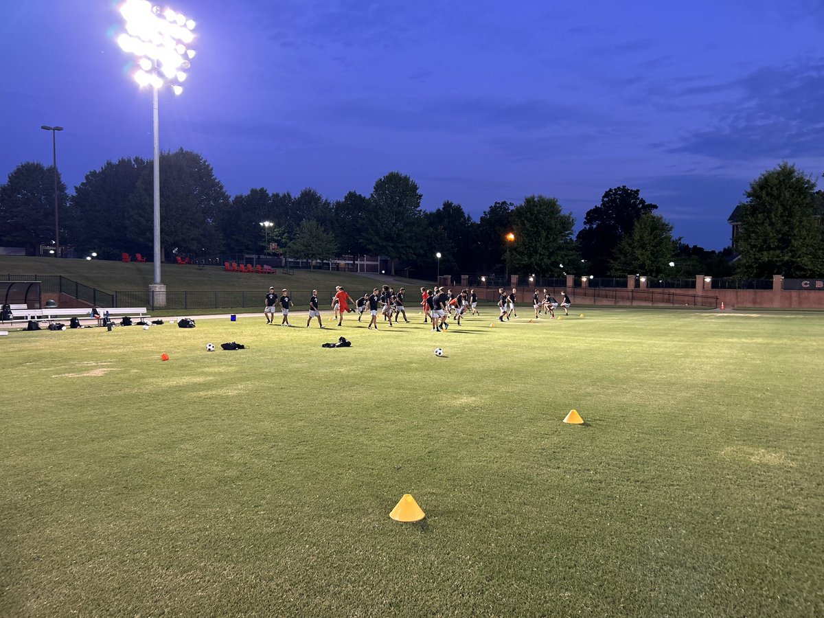 CBUBucsMSoc's tweet photo. Up and at it!!! Up the Bucs!!! https://t.co/a0CBUVi3db