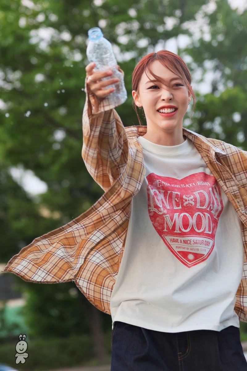 fanibon's tweet photo. 240824 MUSIC CORE Fan meeting

#마마무 #MAMAMOO
#문별 #MOONBYUL https://t.co/kagkuFpjfF