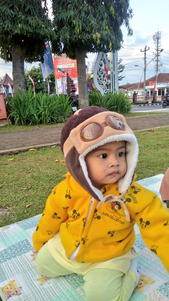 muslimahber's tweet photo. Kali pertama yusuf main ke tempat bermain 😅 https://t.co/QZUScaYGsk