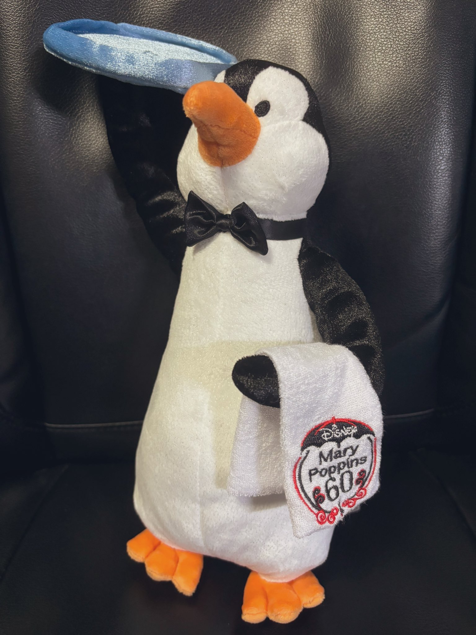 日本未発売】メリーポピンズ60周年 ペンギンウェイター ぬいぐるみ