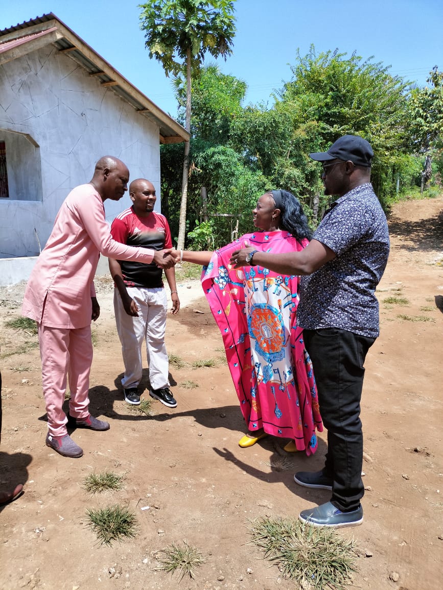 gloria_orwoba's tweet photo. I attended the Shimoni-Kwale Sports Mission 2024 in Shimoni, Lunga Lunga Constituency, Kwale County, organized by AIC Milimani. I engaged with the girls and young women during a mentorship session focused on women empowerment. https://t.co/JZEaI1cH1U