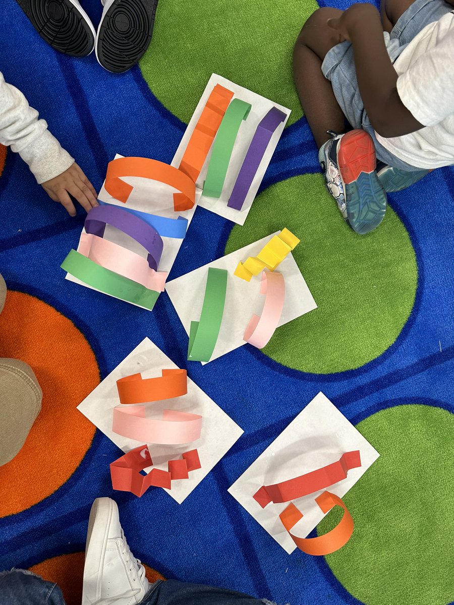 HpBerns's tweet photo. Check out what our BlueJays did in the art room this week! Prek experimented with line in their sculptures, kindergarten learned about paintbrush care and color mixing, and 2nd grade had a fun draw-video day when they finished early! @BCE_HCS #elementaryart #create https://t.co/LIRFkaII7g