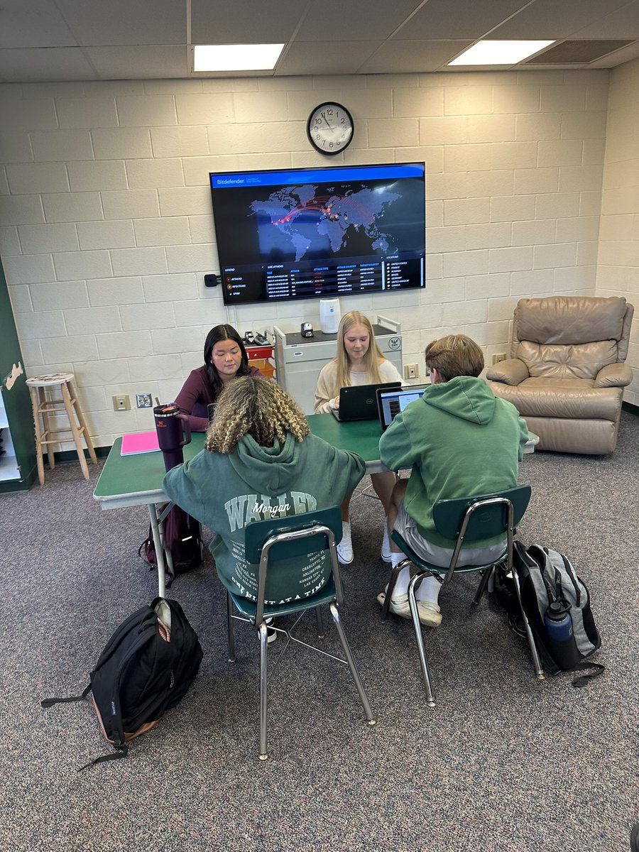 Kuksclass's tweet photo. The first ever Cybersecurity course at AHS is off and running. 60 students made a decision to try something new and prepare for our ever increasing digital world. @DrPMilcetich @AHS_MH #cyberparadigm #playlearnperform https://t.co/IYlwvIEKq7
