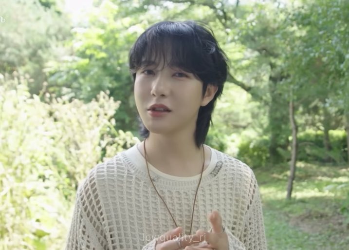 lowquality_rj's tweet photo. 조곤조곤 말하는 숲 속의 런쥔이••🍃 https://t.co/z7toGnoDkM