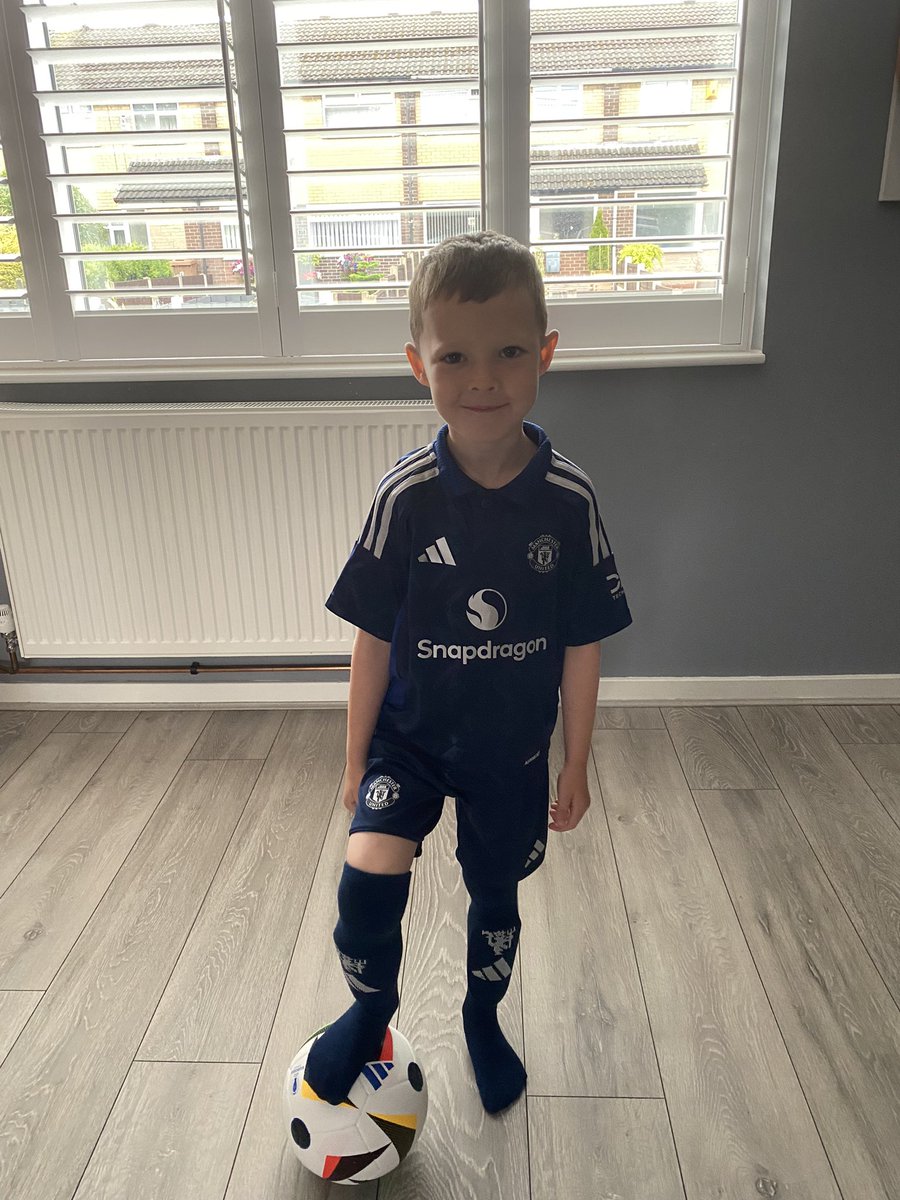 Carl Walker tweet media