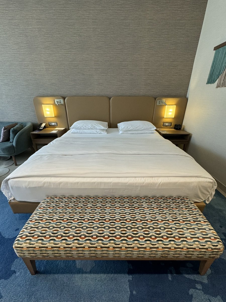 theboutiqueadv's tweet photo. The Hyatt Regency Kotor Bay Montenegro has 3 pools, 1 beach, 1 spa, big stylish rooms and an outstanding buffet breakfast. And it is very photogenic #kotor @SeeMontenegro @jet2tweets https://t.co/xlZSkj75hY