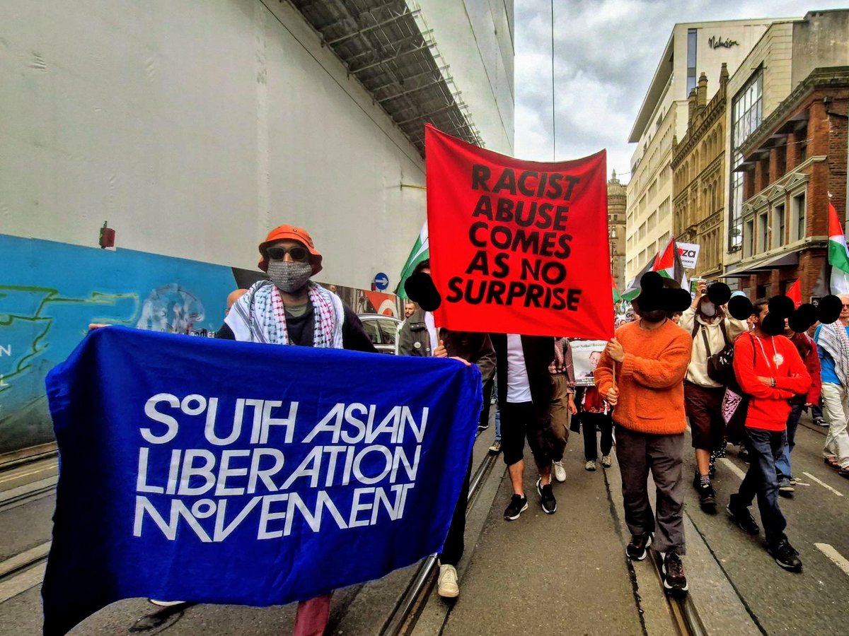 Balraj Singh Samrai (@deejaysamrai) on Twitter photo Marched last weekend in Manchester for the first time as a bloc. Drawing strength from our elders to resist racism, islamophobia and colonialism
Banners designed and handmade by <a href="/AmritRandhawa96/">Taxi Cab Industries</a> βπ½ Marched last weekend in Manchester for the first time as a bloc. Drawing strength from our elders to resist racism, islamophobia and colonialism
Banners designed and handmade by <a href="/AmritRandhawa96/">Taxi Cab Industries</a> βπ½