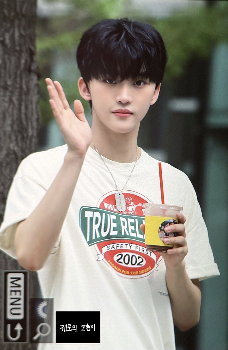 240824 🤍 pre

가능의 남자 … 
ㄴ진짜 1023% 가능

#루네이트 #LUN8 #ルネイト 
#도현 #DoHyun #DOHYUN 
#제로의도현이