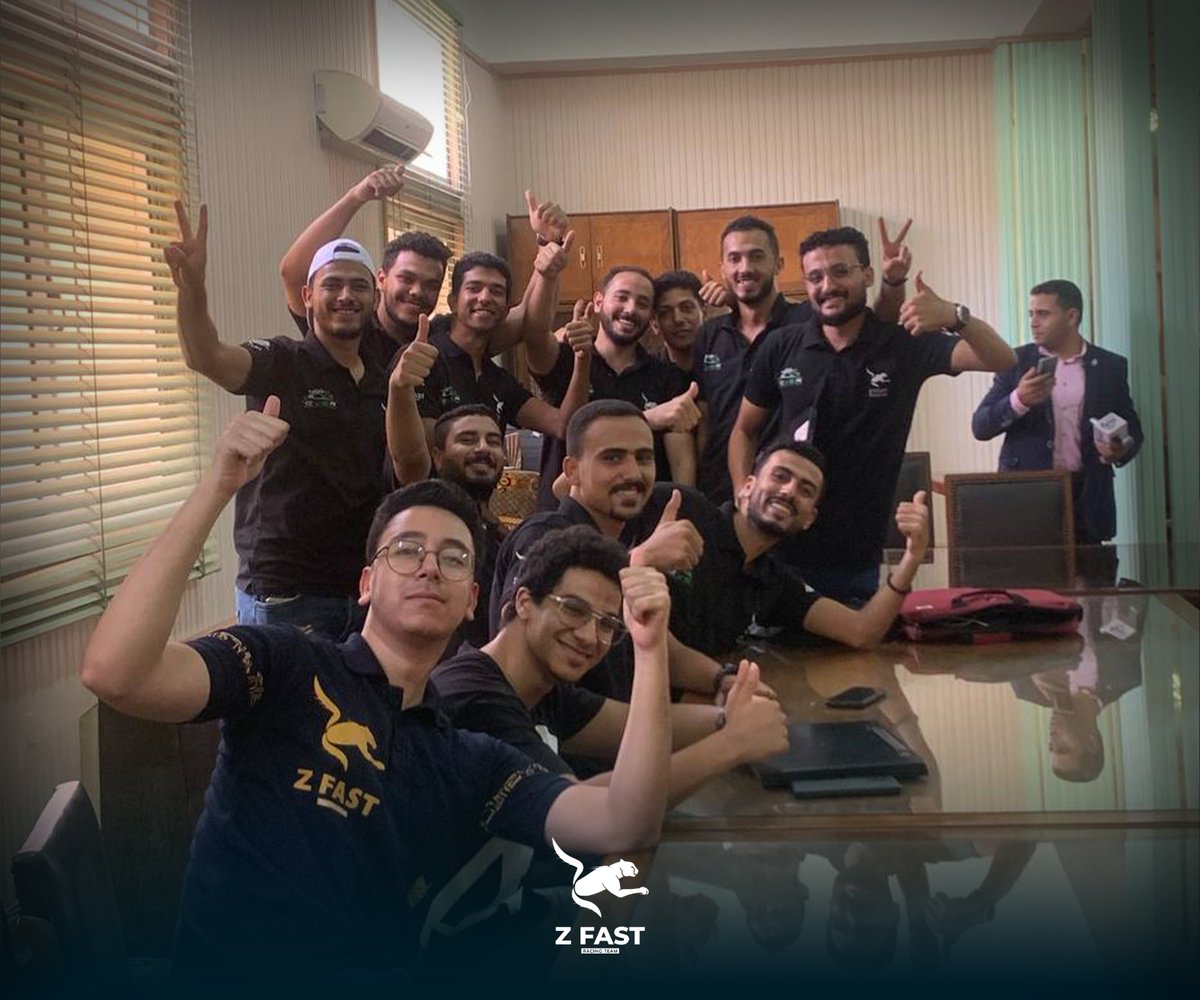 مع كل خطوة نجاح، بنقرب من حلمنا اكتر 💫
بكل فخر يشرفنا أن نُهنئكم ونُهنئ أنفسنا بما قدمناه في مسابقة Ever، و طوال مشوارنا الى الآن. 
ونتيجة للجهود العظيمة المبذولة تشرفنا بالاستقبال الحافل من سيادة العميد أ.د/احمد فاروق عبدالجواد  لأفراد الفريق و مشرف الفريق د. محمد السيد لطفى