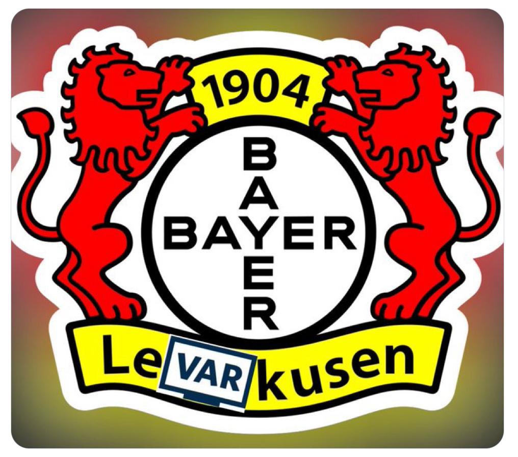 Passt zu gestern, trotzdem guter Auftakt von 1900 🖤🤍💚