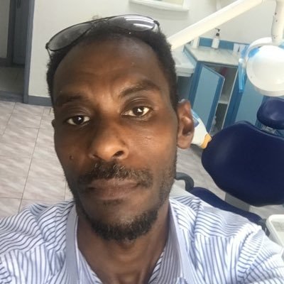 besha_max4's tweet photo. @3meeddaymwn @hu11537 عب ؟؟ https://t.co/GKYqLfQkWu