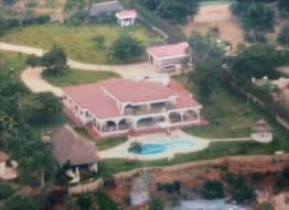 MwangiBonnie's tweet image. I am beginning to make sense of the he situation in Kilifi, as diabolical as it is.

If you live in a mansion that cost KSH 140 million, and you are able to set aside KSH 120 million from the budget for your cars, and get paid KSH 12 million before benefits annually, you would…