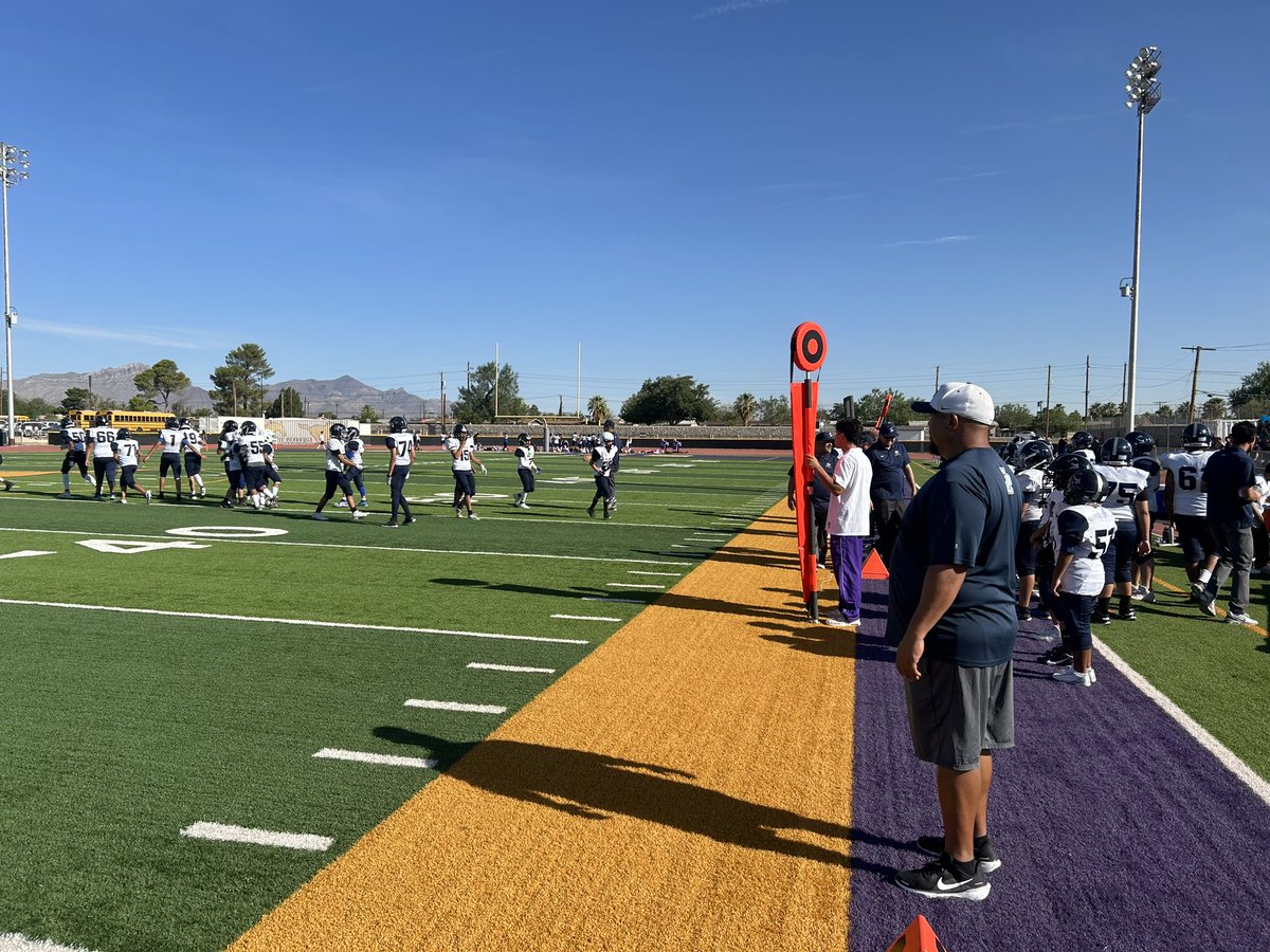 Great day for Del Valle Football!!!   <a href="/vronicasworld/">Veronica Frias</a> <a href="/rm_cere/">Rose Cereceres</a> <a href="/sramirez101/">Sara Ramirez, M.Ed</a>